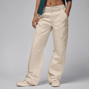 Nike Air Jordan Women’s Cargo Pants Beige Size M Standard Fit NWT $110 MSRP